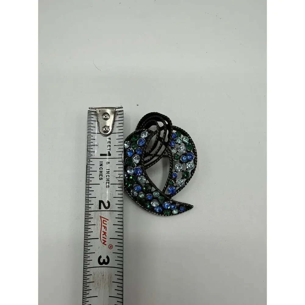 ✨ Vintage Signed Kramer of New York Blue & Green Rhinestone Swirl Brooch ✨